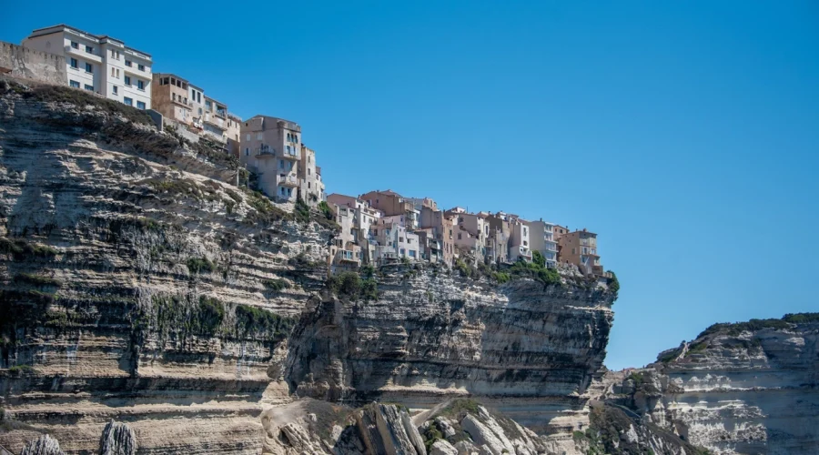 Top Hidden Beaches in the Mediterranean for Secluded Paradise