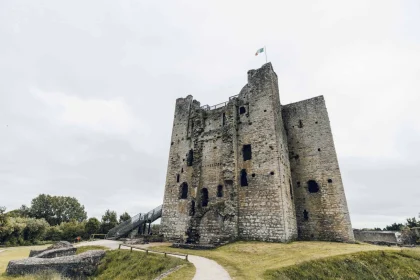 Scenic Drives Along Irish Shores Guide to Ireland’s Top Coastal Routes