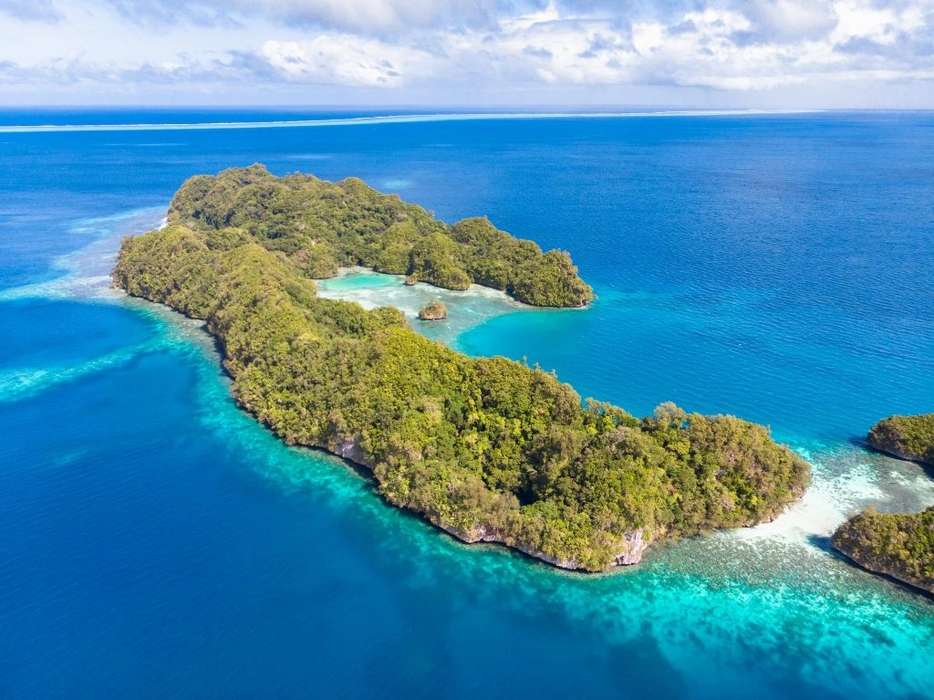Top Water Sports in Palau Ultimate Guide to Diving Snorkeling and Kayaking