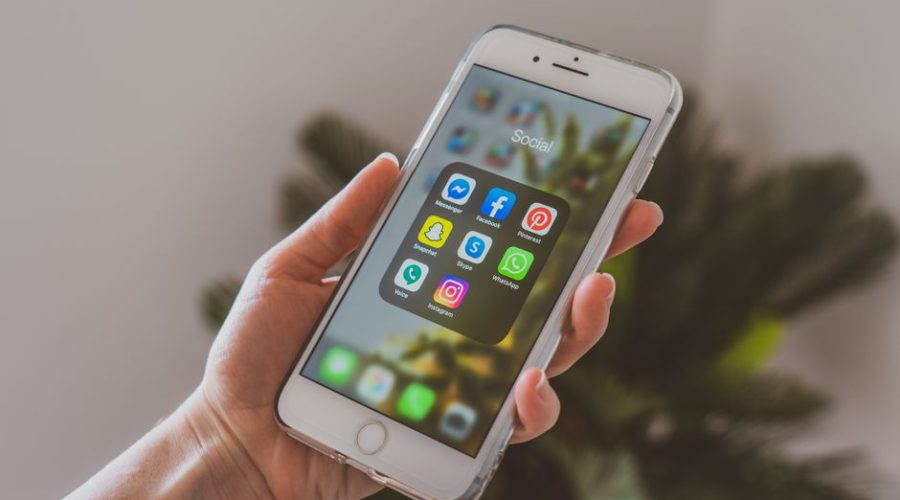 Budget Apps For Tracking Travel Expenses: 7 Budget Apps That Actually Track Travel Expenses on the Go Budget Apps For Tracking Travel Expenses: 7 Budget Apps That Actually Track Travel Expenses on the Go