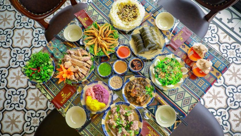 10 Must-Try Dishes and Cultural Etiquette in Japan for First-Timers