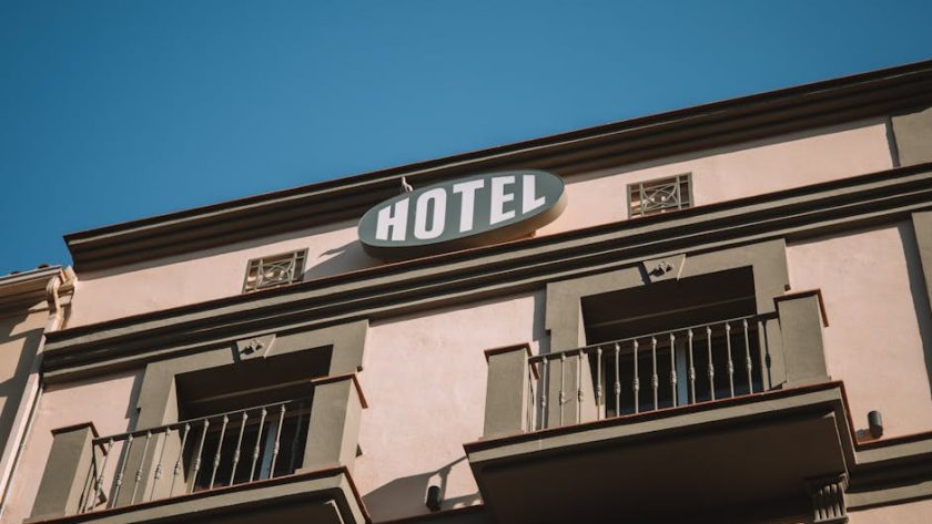 Find Weekend Hotel Deals: Smart Booking Guide