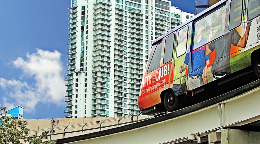 How to Get to the Airport in Miami