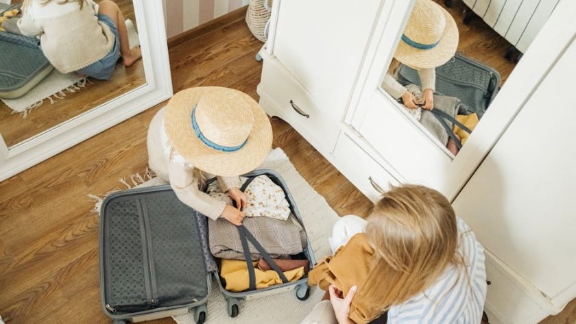 Packing List Las Vegas: The Ultimate Guide to Urban Composting: Turn Waste into Garden Gold