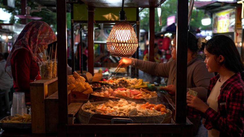 Street Food Safety Thailand: How to Navigate Local Markets and Street Food Safely in Thailand