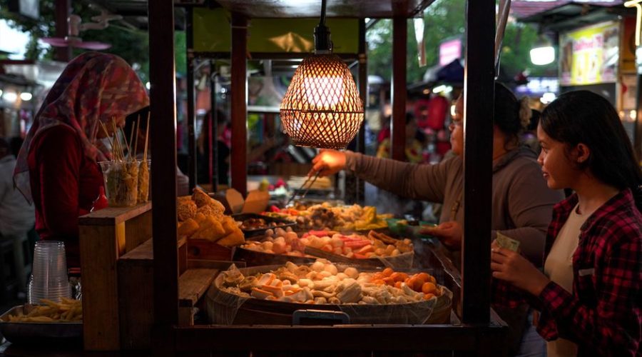 Street Food Safety Thailand: How to Navigate Local Markets and Street Food Safely in Thailand